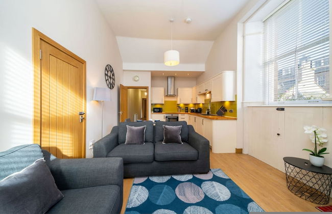 Church House - Montrose Getaway - Foto 1