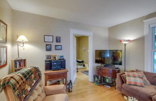 Historic Home with Sunroom - 5 Mi to Lambeau Field! - Foto 4