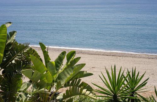 Front line beach luxury apartment in Heaven Beach - Photo 22
