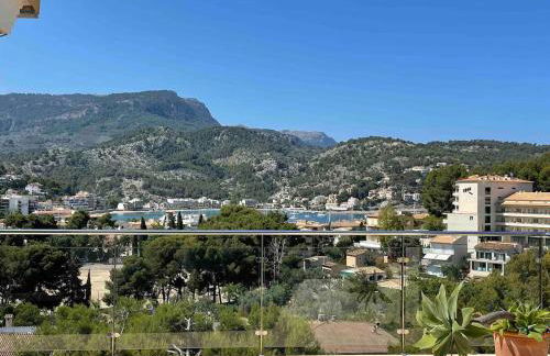 Idyllic 6 bed villa stunning sea view salt pool - Foto 1