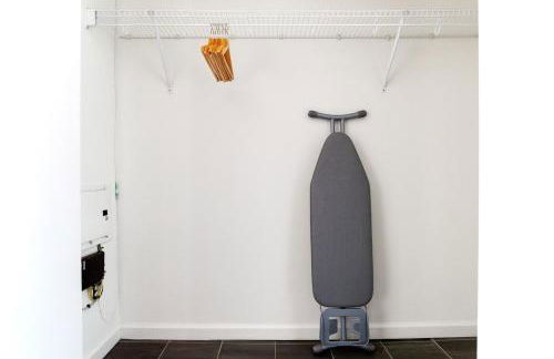 LIC 1BR w WD Elevator Doorman nr E River NYC-852 - Foto 15