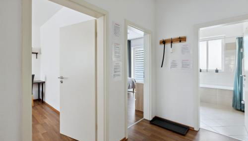 Larooms Merseburg - Apartment NS01 - 2 Zimmer - 4 Betten - Waschmaschine - Parkplatz - Foto 3