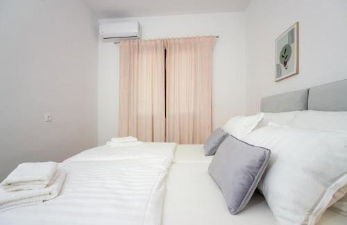 Apartments Golden Beach - Photo 12