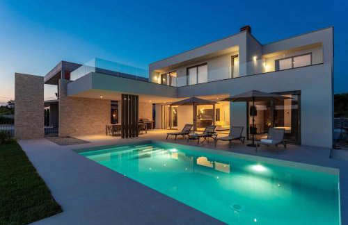 Design Villa Emily White with Seaview near Rovinj - Foto 29