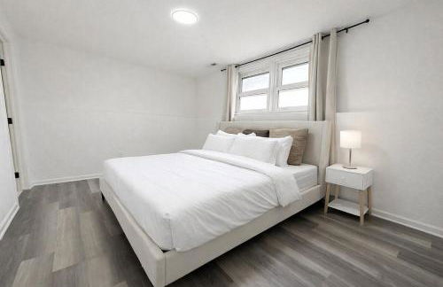 Beautiful Getaway Sleeps 10 plus Central Location - Foto 2