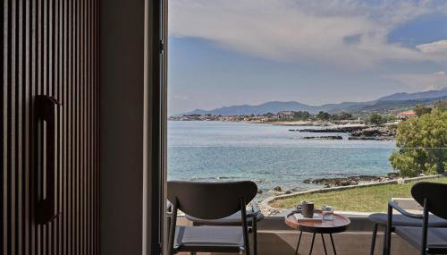 Beachfront Alassa Villas With Private Pools - Foto 5