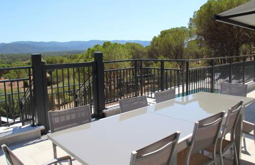 State of the Art Fixtures Villa in Vidauban with Pool - Photo 28