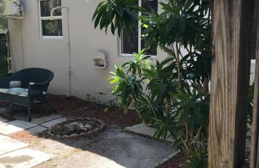 NEW Pompano Beach AirPark Duplex! Patio Parking! - Foto 26
