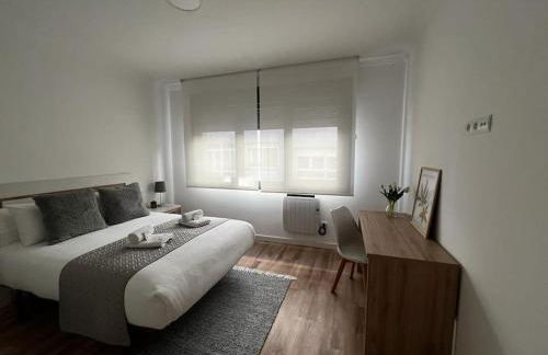 WHITE Con Parking Gratis - Foto 1