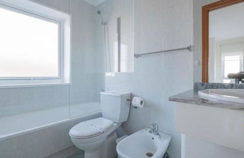 Primera Linea de Playa Samil Costa con Garaje Incluido - Foto 18