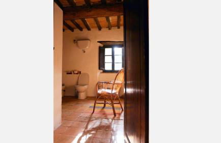 restored water mill with rockpools and waterfall - Foto 17