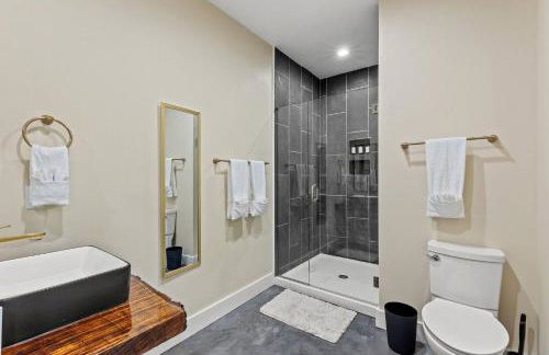 New Barndo/Red River Access/King Beds/Hot Tub - Foto 22