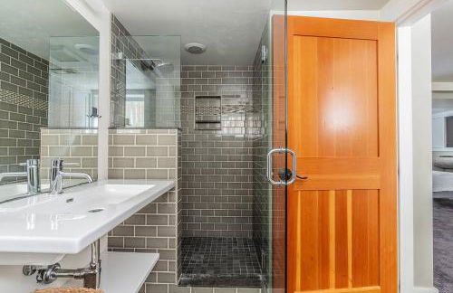 Beautiful North Cap Hill Craftsman with Hot Tub - Foto 25