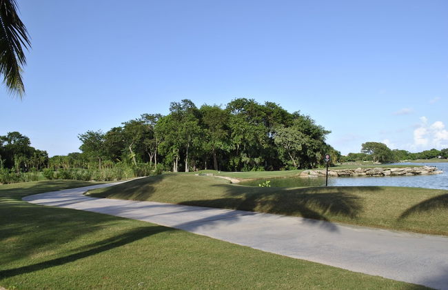 Playa del Carmen Apartment - Photo 14