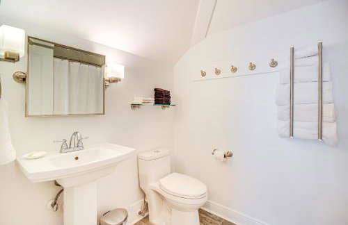 Walk to Beach Oceanfront Home with Outdoor Kitchen - Foto 22