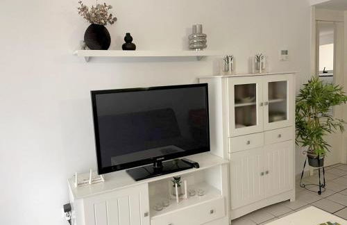 Coral House - La Calma - Playa Flamenca - big terrace & 4 Swimming pools. - Foto 13