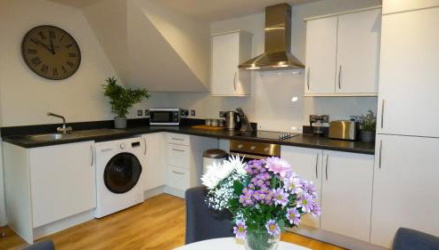 Telford Townhouse with Parking - Foto 3