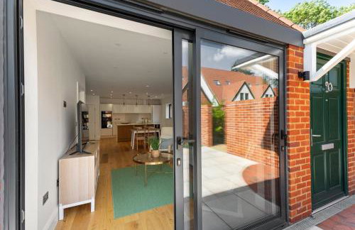 3 Bed House near Purley, by ARP Homes, Free Parking, Ideal for Long Stays & Insurance Bookings - Foto 28