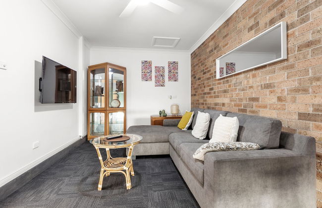 Keel Street 3-37 - Photo 8