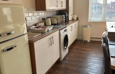 Peterson Apartments by Visit Cleethorpes - Photo 7