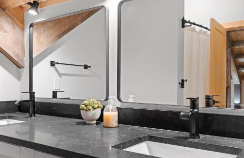 Mountain Views, Hot Tub, Trails, Waterfront - Foto 20