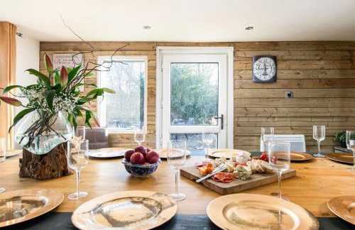 The Pine Lodge with Hot Tub and Games Room - Foto 16