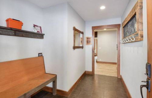 Luna Cabin - 5BR Hot Tub A/C Game Room EV Charger - Foto 65