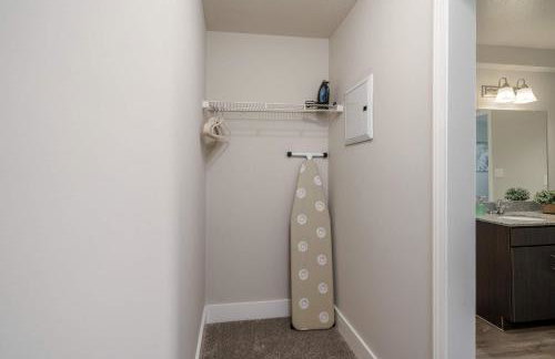 5th Quarter at Watercress- 0 9 Miles to UA- 2 BR 2 BA- Riverfront - Foto 28