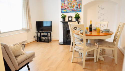 Modern 2 bed Bromley House - Photo 2