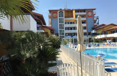 Villaggio Hemingway - Family Aparthotel - Foto 57