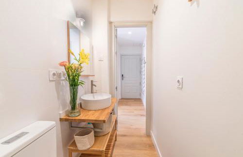 Céntrico apartamento con piscina - Foto 11