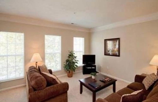 Bridgestreet at Easton Commons - Photo 4