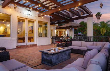 Private Estate w Pool Hot Tub Fire Pit Near Encinitas The Ranch by AvantStay - Foto 58