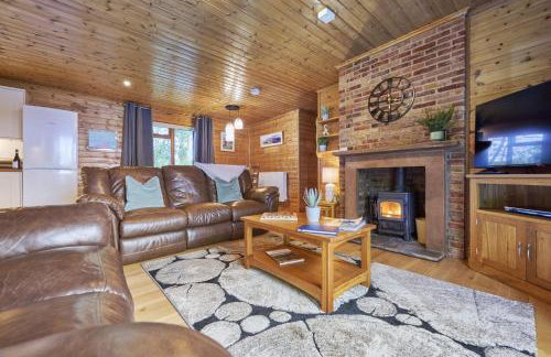 Dunnock Lodge with Hot-tub - Foto 16