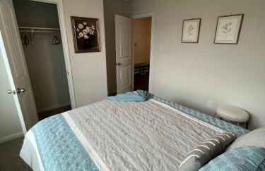 New 4BR Walk to Community Pool & Playground - Foto 38