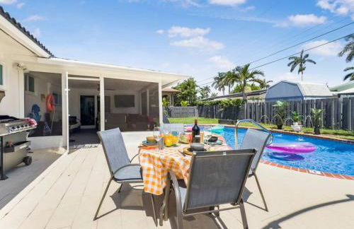 Amazing Home w Heated Pool 8 mins to the Beach - Foto 56