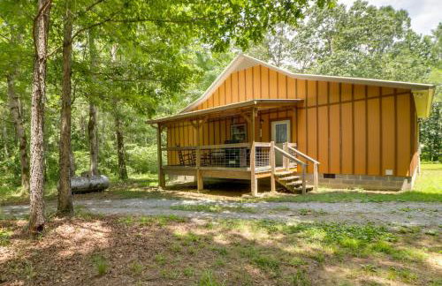Serene and Secluded Alabama Cabin with Covered Deck! - Foto 28