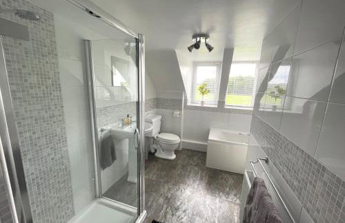 Spacious 3BR Cottage in Beautiful Rural Setting - Pass the Keys - Foto 24