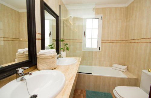 Casa Alba - By AZ Rentals - Photo 40