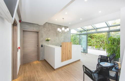 Dimamiel Malia Inn - Photo 41