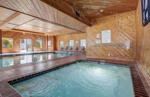 Sunrise Beach for Family Fun and Walk to Noahs Ark - Foto 28