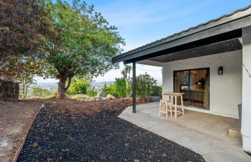 Entire Private Home with 4 Bedrooms 3 Bathrooms, Big Yard, View, , King Bed, 10 Parking, Available Now - Foto 75