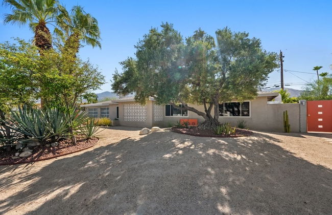 3 BDR Desert Oasis in the Heart of Palm Springs! - Foto 50