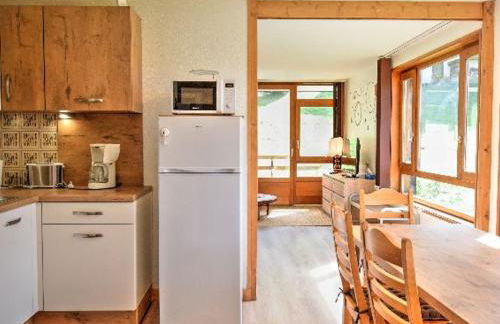 Bel appart refait 2 pièces, skis aux pieds, WIFI, parking - FR-1-524-30 - Foto 2