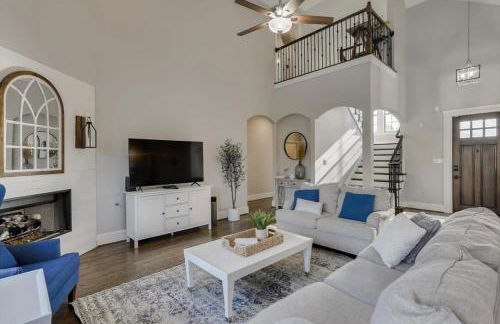 Vibrant Texas Escape - 5BR, Pool & Hot Tub - Foto 10