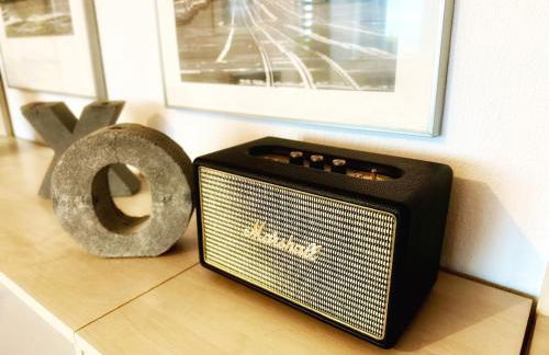 DOMspitzen-BLICK, cooles 2 Zimmer Apt mit Indoor-Swimmingpool auf dem Dach, Küche und Smart-TV - Foto 10