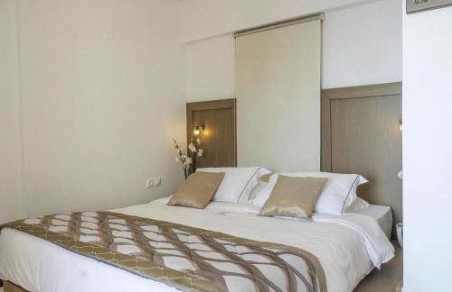 Apartment in Elia Beach with a shared pool - Photo 5