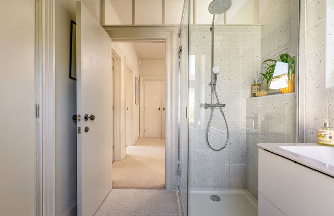 Two Guns in Kingswear - Foto 79