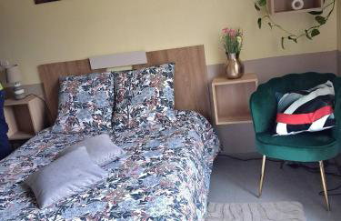 Studio rez de Chaussée rénové tout confort à proximité Thermes et casino - Foto 1