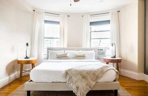 Luxury 4BR 3BA in Fenway w Epic Roof Deck - Foto 17